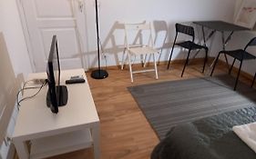 Appartement au 1 etage Pavillon à 5 minutes de Paris